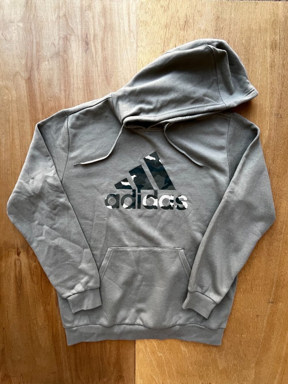 ADIDAS CAMO LOGO GRAPHIC PULLOVER HOODIE Men’s sz L Khaki Green